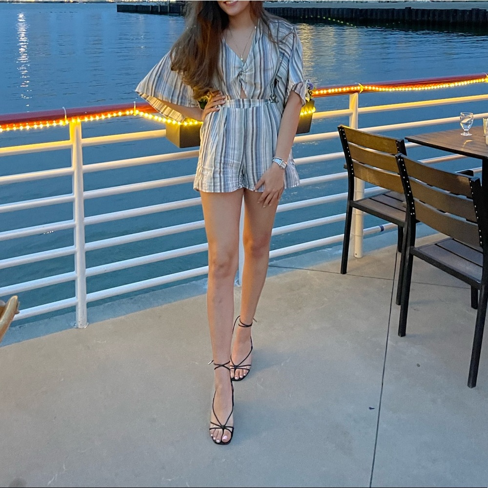 Vici pocketed romper